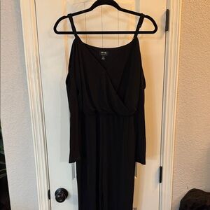 Nicole Miller adjustable strap Shoulder Black long romper